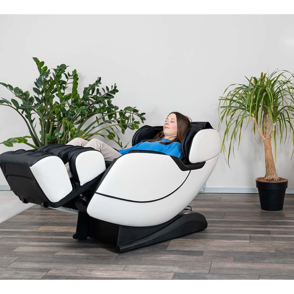 Fauteuil MSW-310 Pro en position zéro gravité avec femme