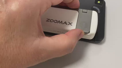 video qui montre comment on déplie le support qui soutien la loupe électronique Luna 6
