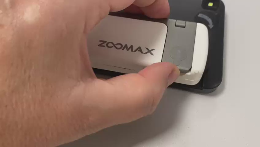 video qui montre comment on déplie le support qui soutien la loupe électronique Luna 6
