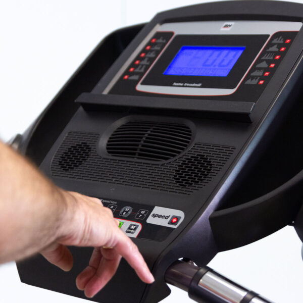 tapis de course Pioneer Senior G6484H   détail du moniteur avec bouton start appuyé