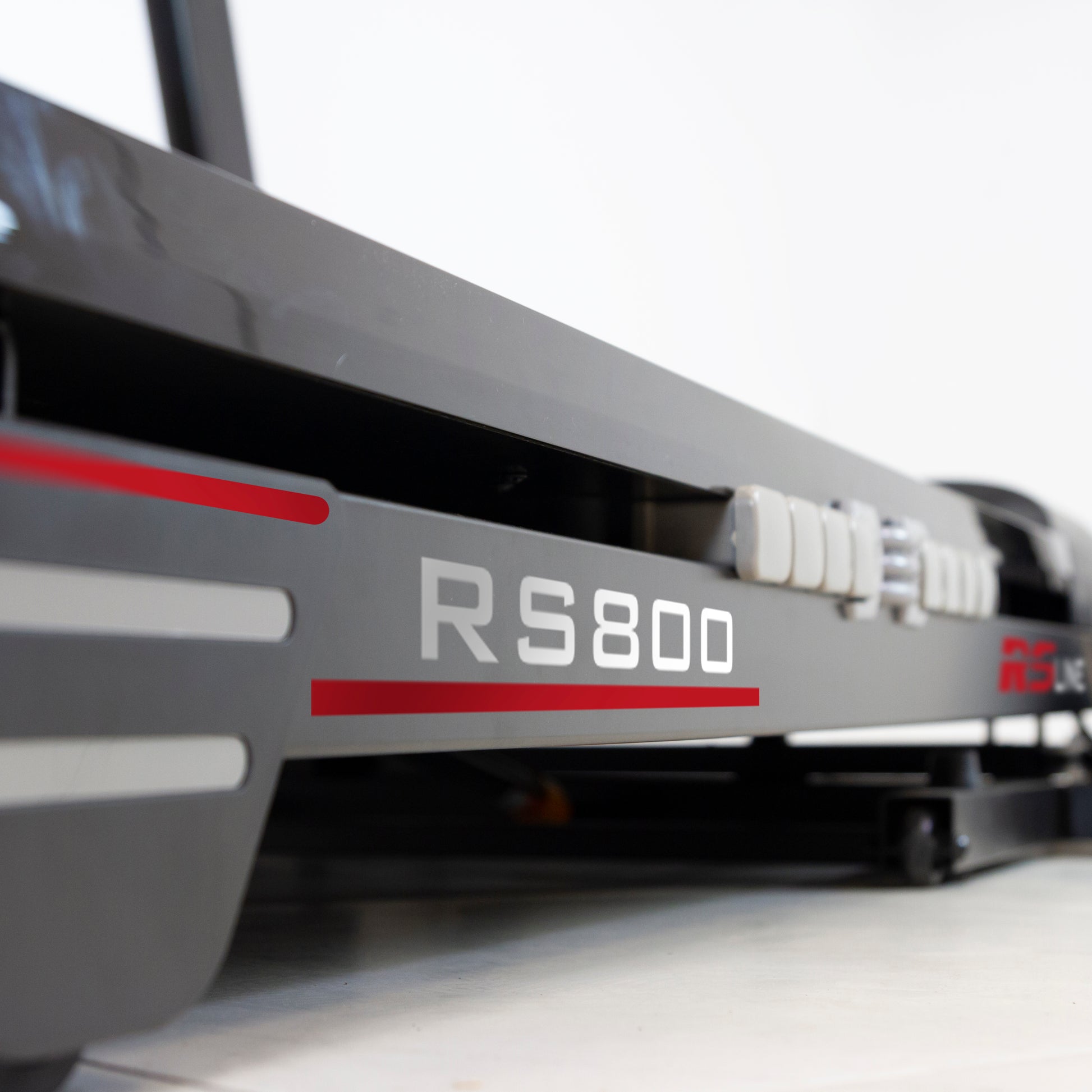 Détail du socle du tapis de course G6176rs800